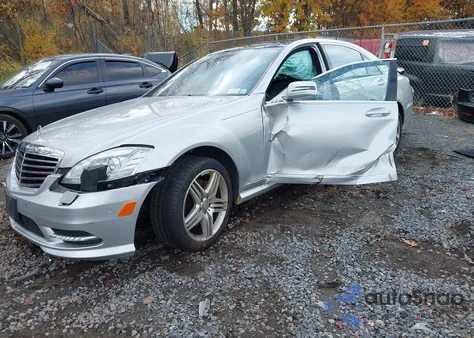 2013 Mercedes-Benz S 550 4Matic из США, поврежденный, VIN WDDNG9EB5DA532169